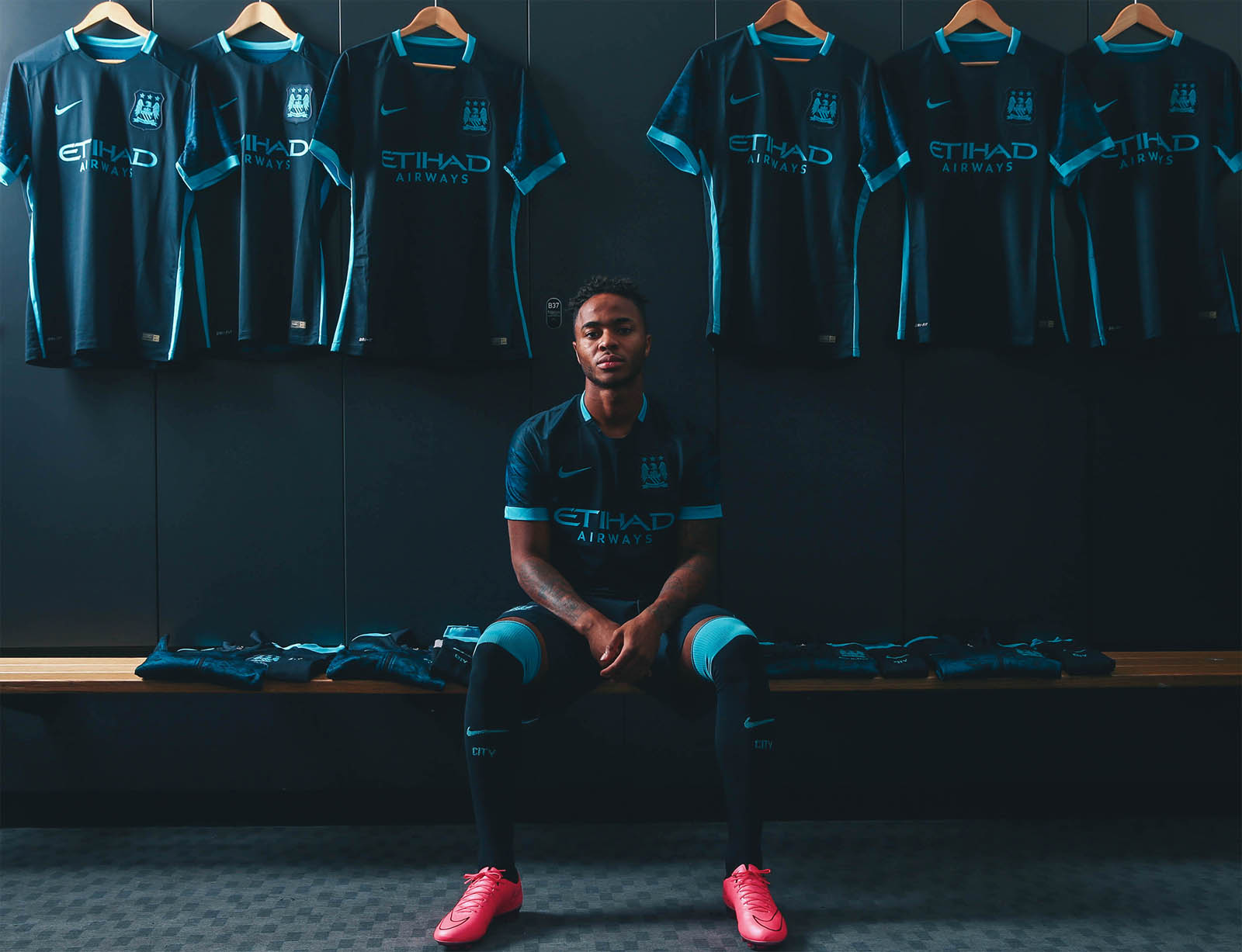 Man city dark blue kit sales